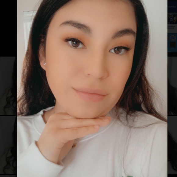 Meet your Posher, Brianna - Picture 1 of 1